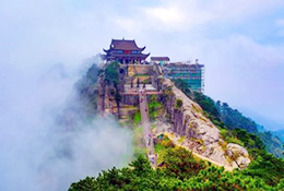 Jiuhuashan Tiantai Tample Scene